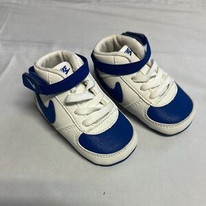 Nike NWOT Blue and White High-Top Sneakers with Velcro